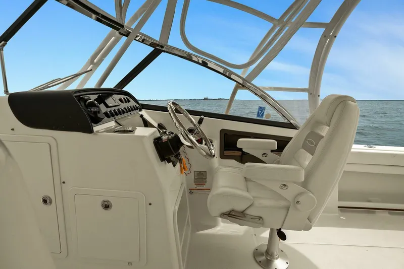 Slide: The Image of 2016 Grady White 28 Freedom "Patsy Ru" - Helm - 5321733