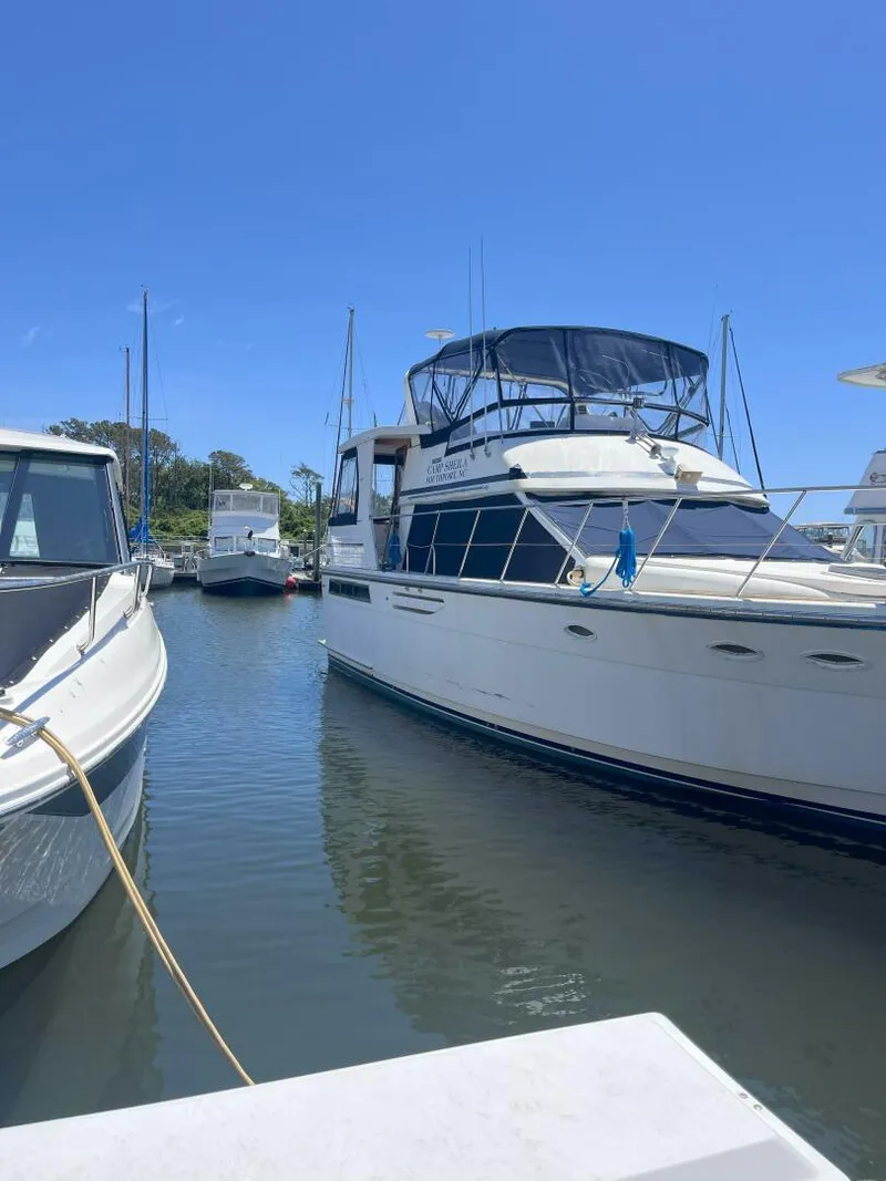 Slide: The Image of Jefferson 43 Sundeck 1990 - 5276703