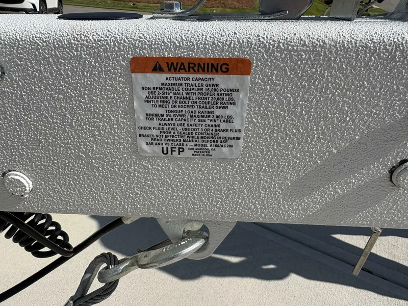 Slide: The Image of Malibu M242 2024 - 5281591