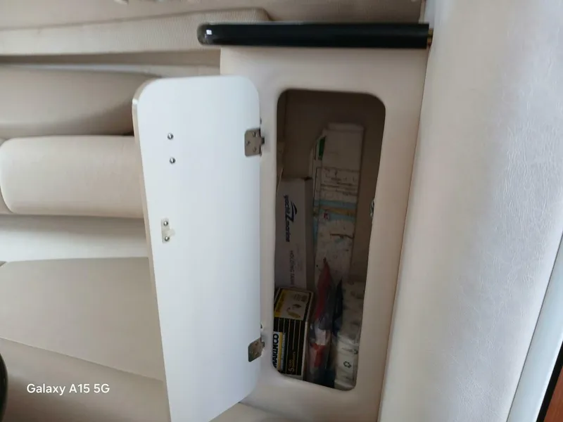 Slide: The Image of Monterey 262 Cruiser 2002 - 5276823