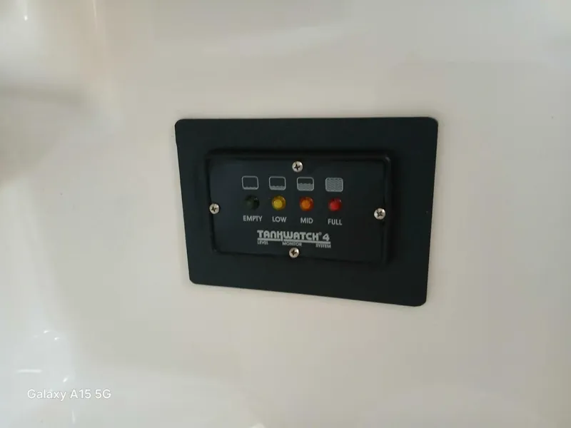 Slide: The Image of Monterey 262 Cruiser 2002 - 5276834