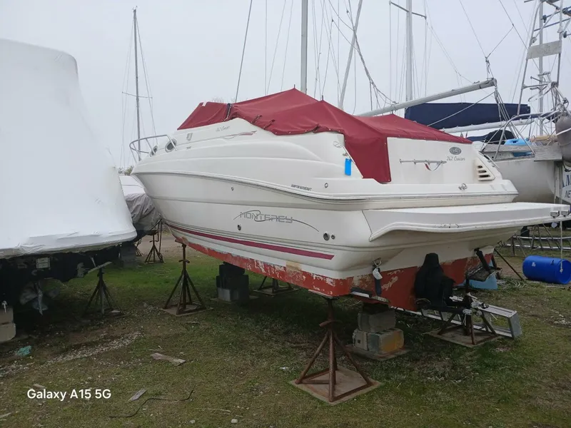 Slide: The Image of Monterey 262 Cruiser 2002 - 5276838