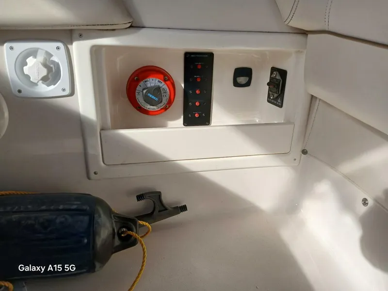 Slide: The Image of Monterey 262 Cruiser 2002 - 5276813