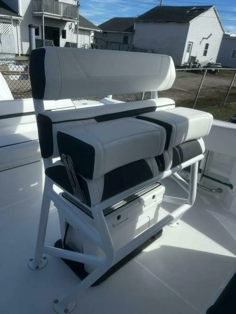 Slide: The Image of Helm Seats W Bolsters - 5276910