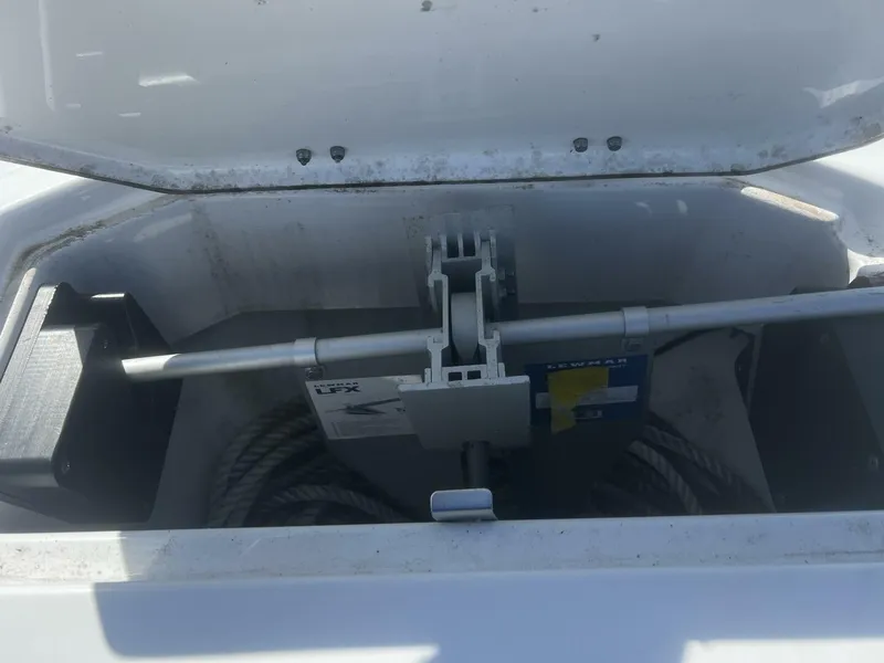 Slide: The Image of Transom Hatch - 5276936