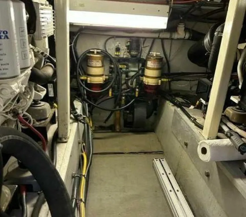 Slide: The Image of Gulf Motor Yacht 1979 - 5277093