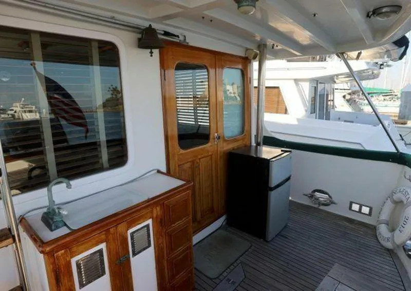 Slide: The Image of DeFever 49 Pilothouse 1988 - 5277120