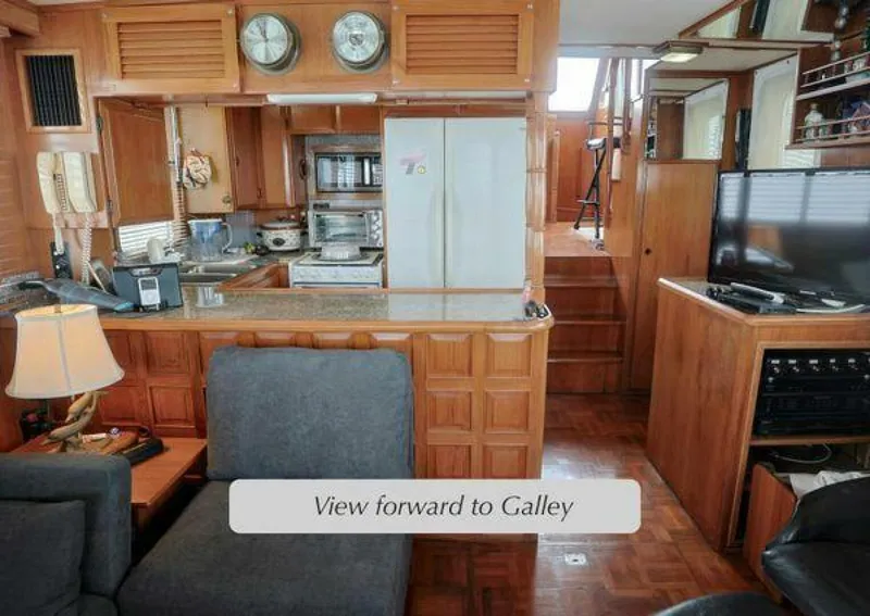 Slide: The Image of DeFever 49 Pilothouse 1988 - 5277106