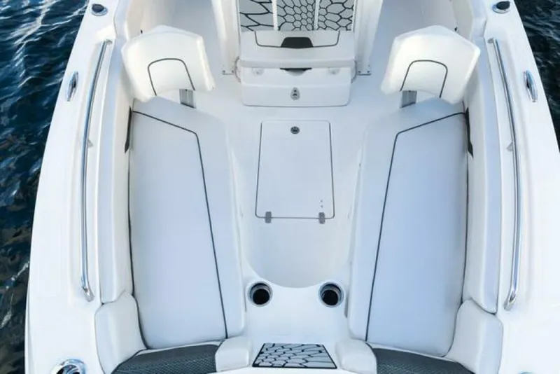 Slide: The Image of Wellcraft 222F 2023 - 5279027