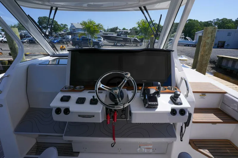 Slide: The Image of Regal 38 SAV 2026 - 5409828