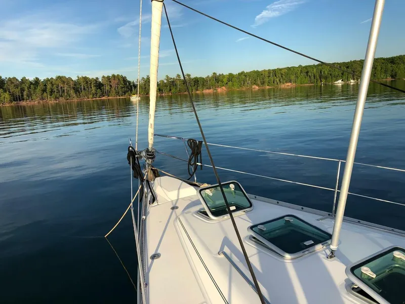 Slide: The Image of Beneteau 393 2004 - 5281163