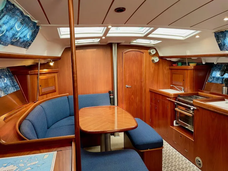 Slide: The Image of Beneteau 393 2004 - 5280968