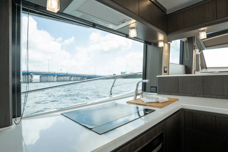 Slide: The Image of Galeon 680 FLY 2025 - 5281531