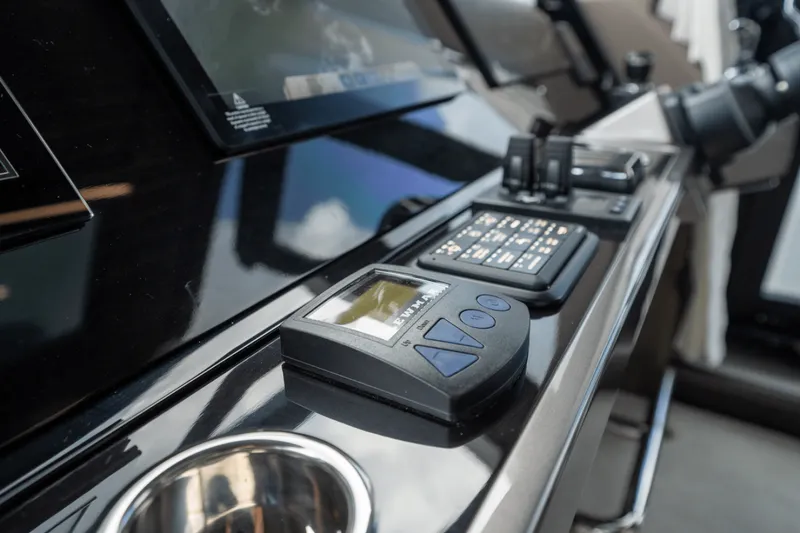 Slide: The Image of Galeon 680 FLY 2025 - 5281536