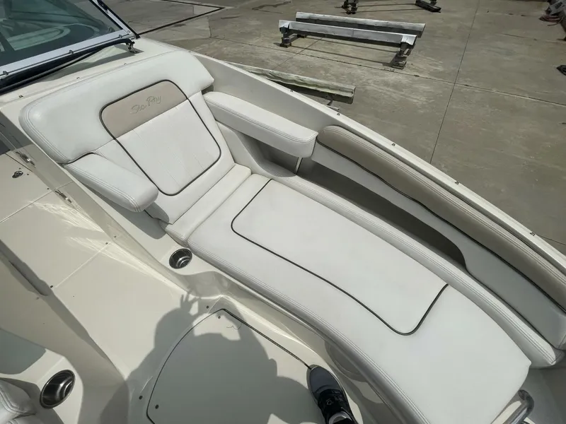 Slide: The Image of Sea Ray 26 2009 - 5283844