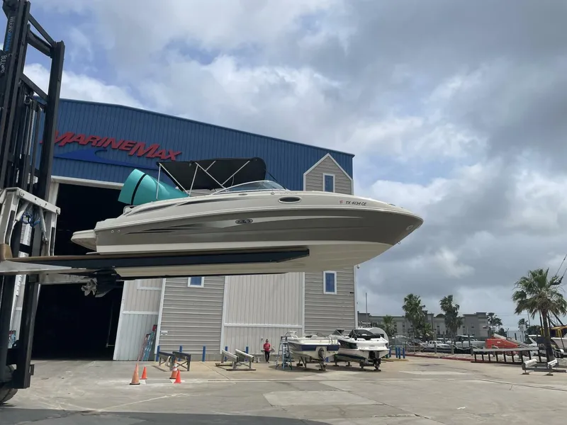 Slide: The Image of Sea Ray 26 2009 - 5283822