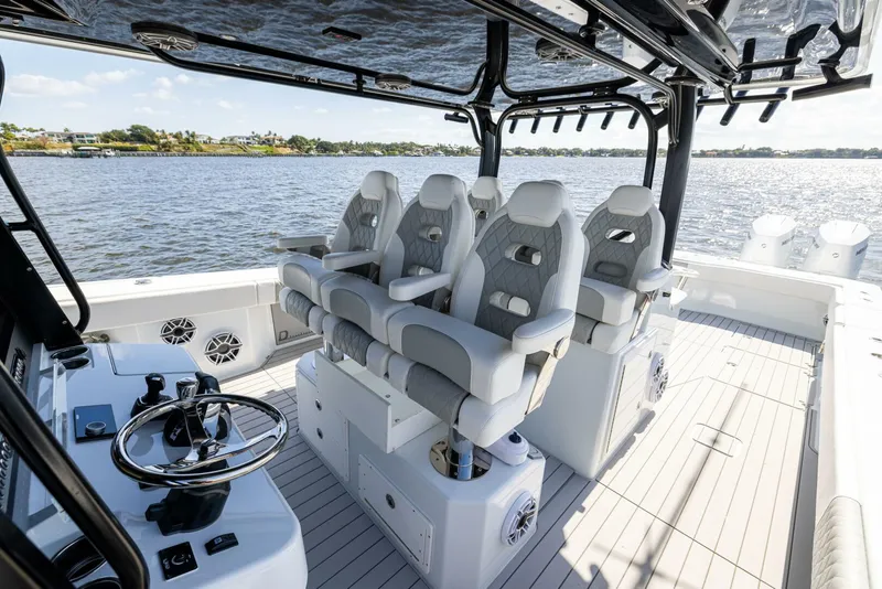 Slide: The Image of Freeman 47 2022 - Exterior Helm 2022 Freeman 47 Center Console - 5282531