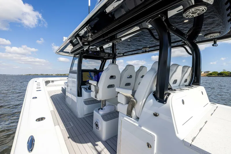 Slide: The Image of Freeman 47 2022 - Exterior Helm 2022 Freeman 47 Center Console - 5282533