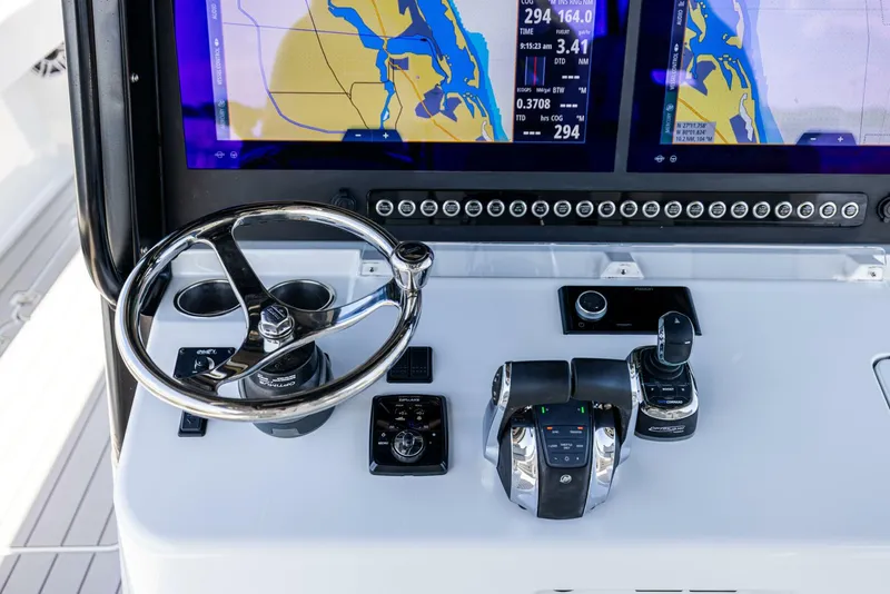 Slide: The Image of Freeman 47 2022 - Exterior Helm 2022 Freeman 47 Center Console - 5282536