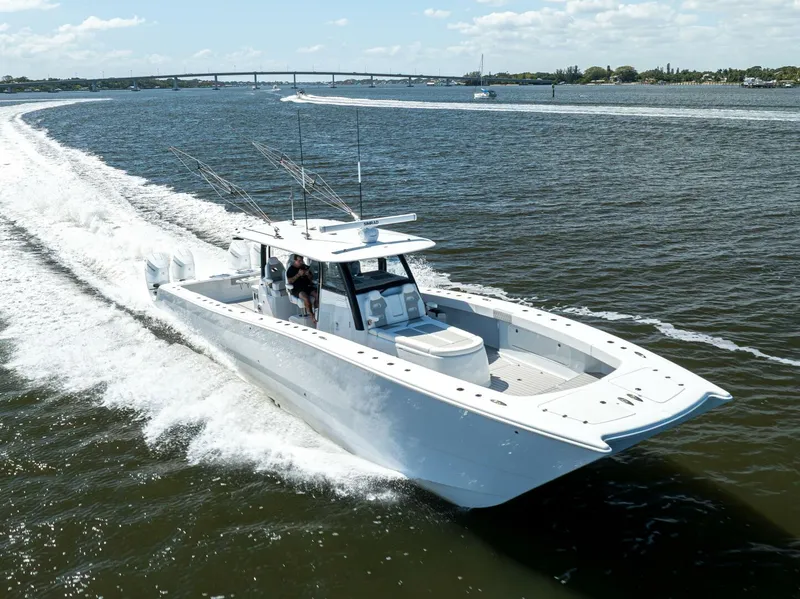 Slide: The Image of Freeman 47 2022 - Exterior Profile 2022 Freeman 47 Center Console - 5282552