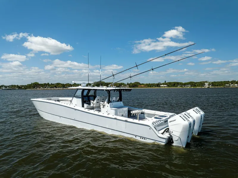 Slide: The Image of Freeman 47 2022 - Exterior Profile 2022 Freeman 47 Center Console - 5282553