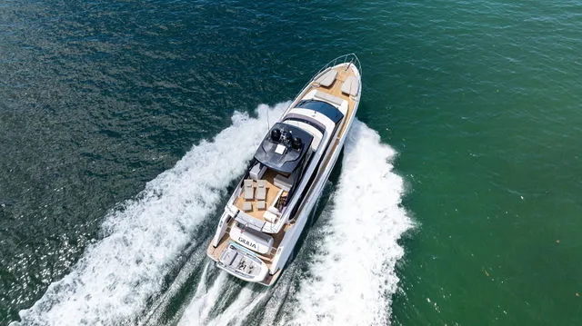 Slide: The Image of Ferretti 670 2023 - 89