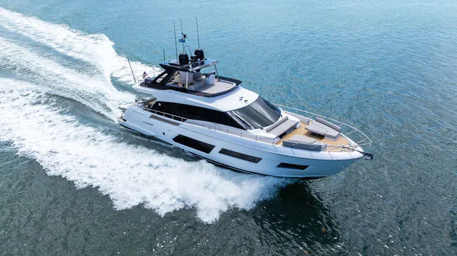 Slide: The Image of Ferretti 670 2023 - 92