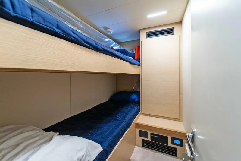 Slide: The Image of Ferretti Yachts 670 2023 - 5383700