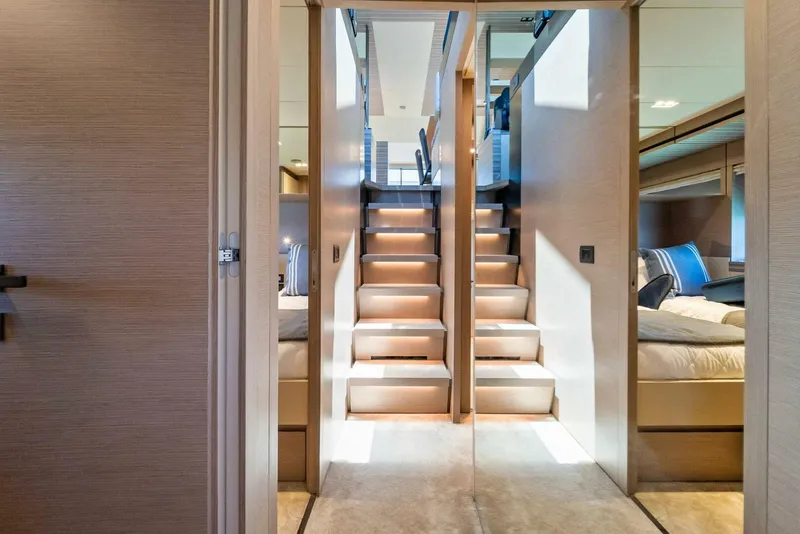 Slide: The Image of Ferretti Yachts 670 2023 - 5383734