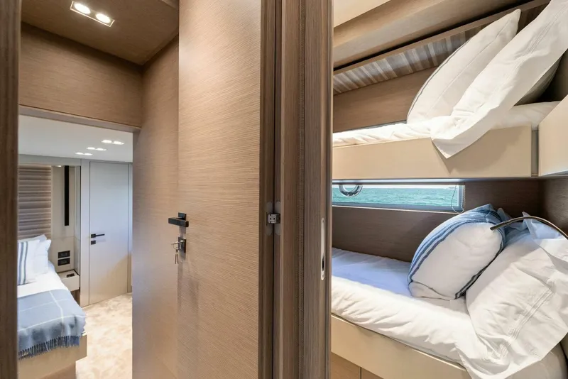 Slide: The Image of Ferretti Yachts 670 2023 - 5383735