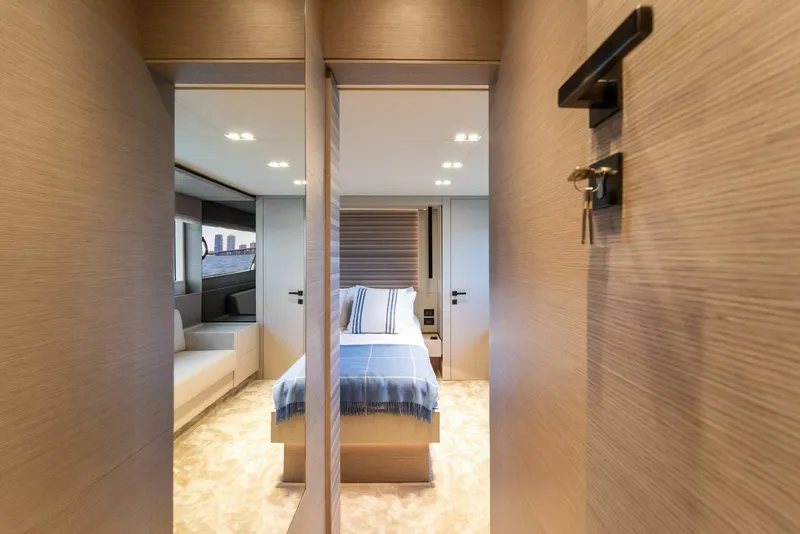 Slide: The Image of Ferretti Yachts 670 2023 - 5383737