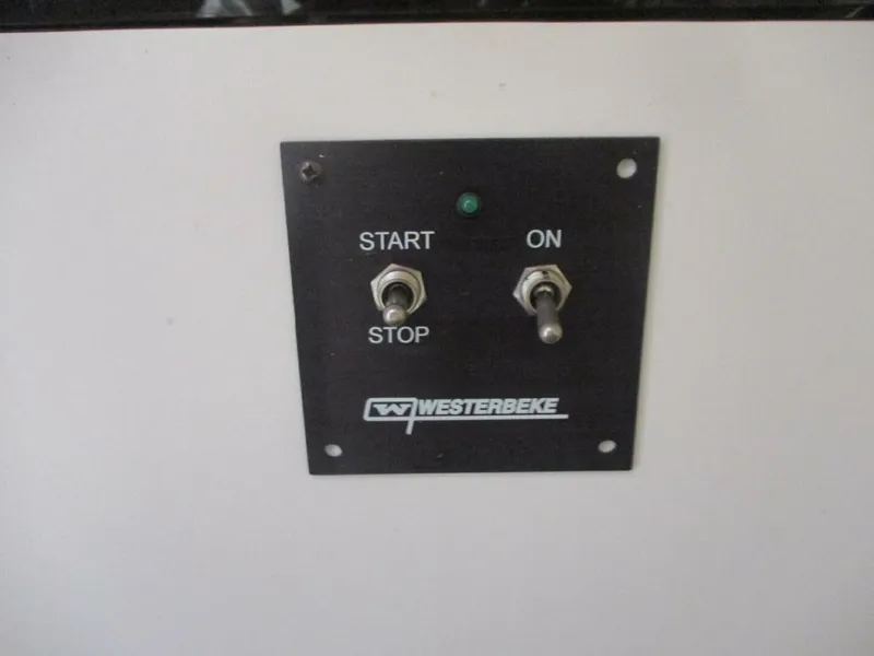 Slide: The Image of Sea Ray 35 1991 - 5282748