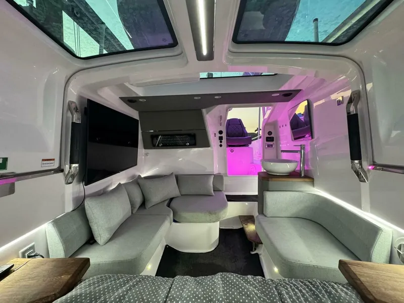 Slide: The Image of Axopar 37 Sun Top 2025 - 5282830