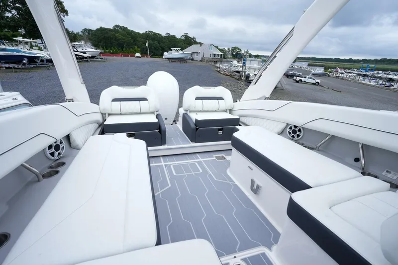 Slide: The Image of Regal LX6 2026 - 5469456