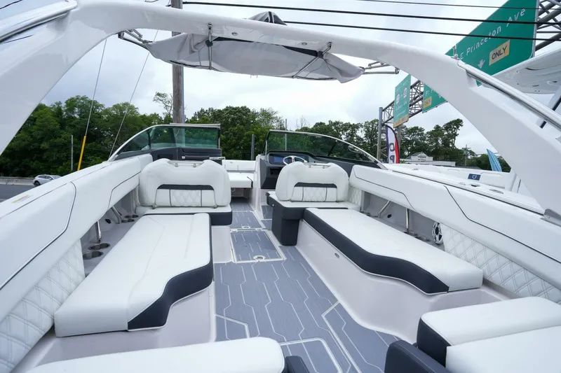 Slide: The Image of Regal LX6 2026 - 5469452