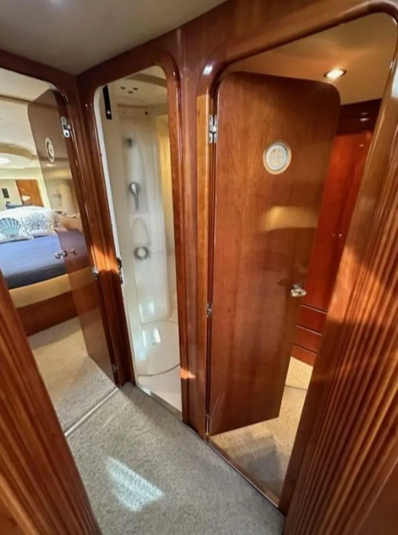 Slide: The Image of Azimut 42 2001 - 5283979