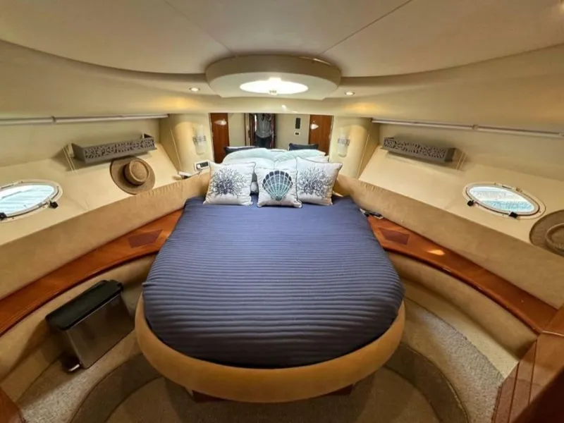 Slide: The Image of Azimut 42 2001 - 5283985