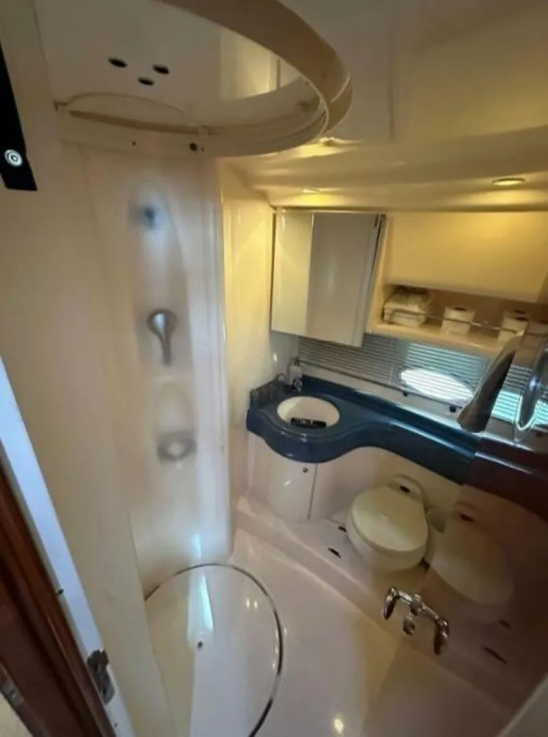 Slide: The Image of Azimut 42 2001 - 5283977