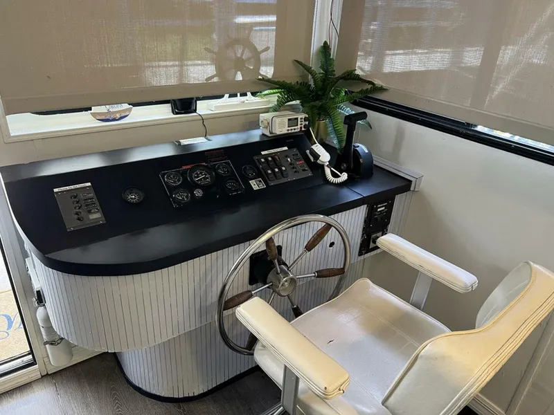 Slide: The Image of Horizon 4614 1997 - 5284221