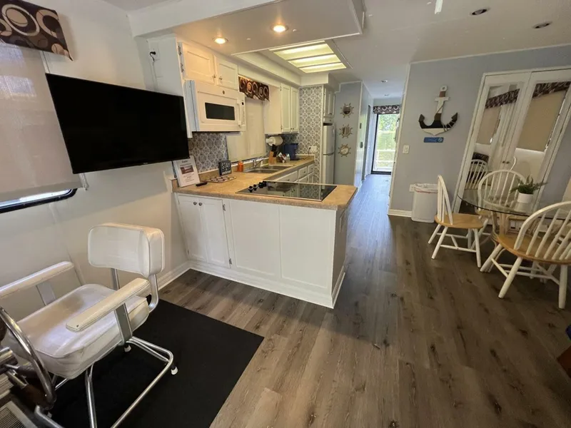 Slide: The Image of Horizon 4614 1997 - 5284222