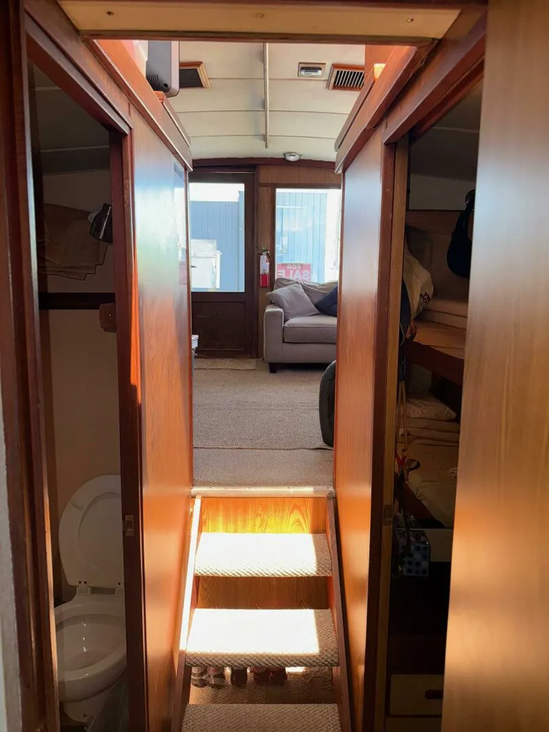 Slide: The Image of Bertram 38 Convertible 1981 - 5284895