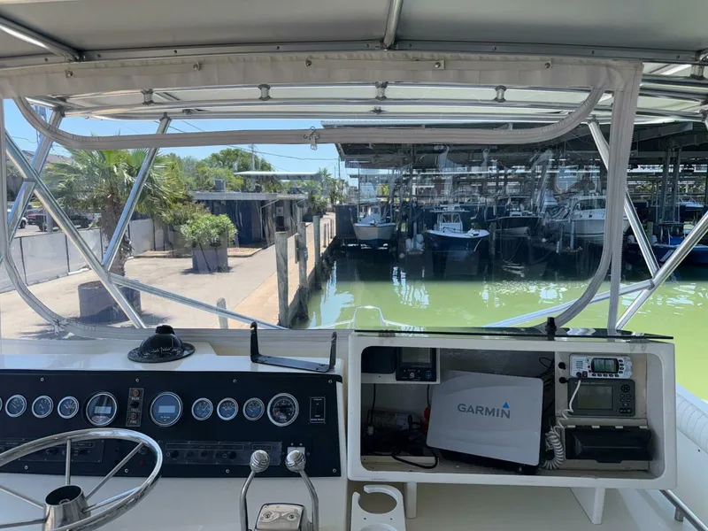 Slide: The Image of Bertram 38 Convertible 1981 - 5284883