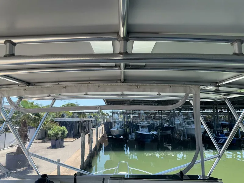 Slide: The Image of Bertram 38 Convertible 1981 - 5284890