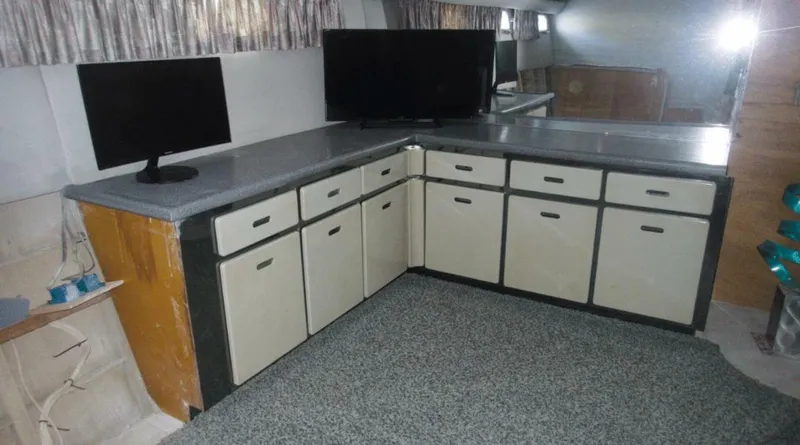 Slide: The Image of Custom New York Yachts 1991 - 5285141