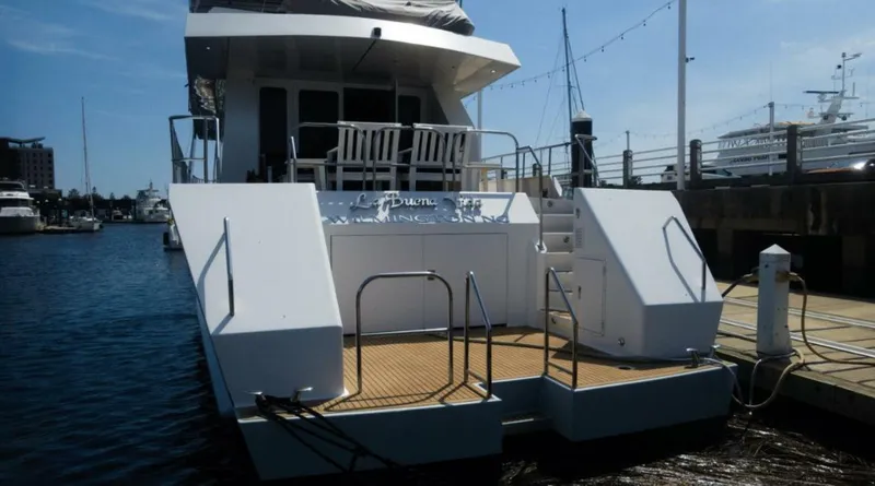 Slide: The Image of Custom New York Yachts 1991 - 5285110