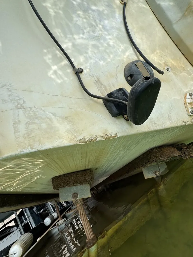 Slide: The Image of Chaparral Signature 27 Cabin Cruiser 1994 - 5285518