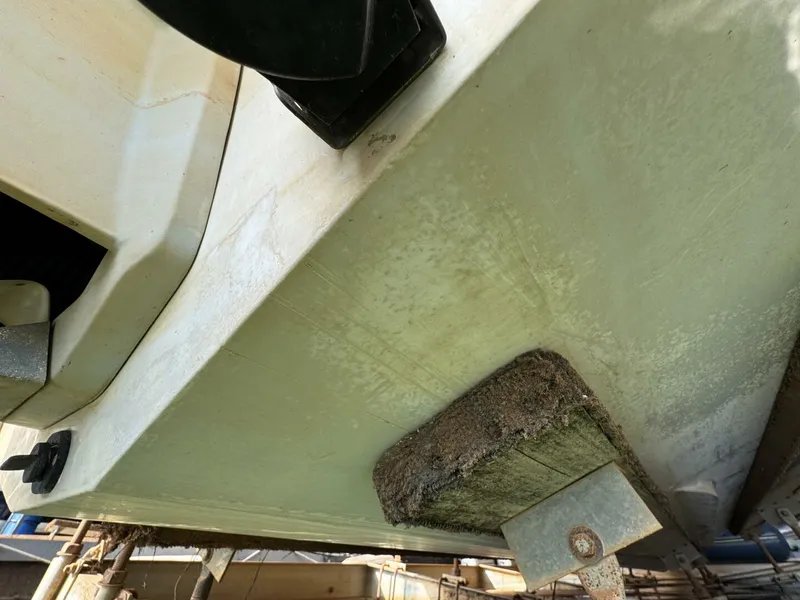 Slide: The Image of Chaparral Signature 27 Cabin Cruiser 1994 - 5285524