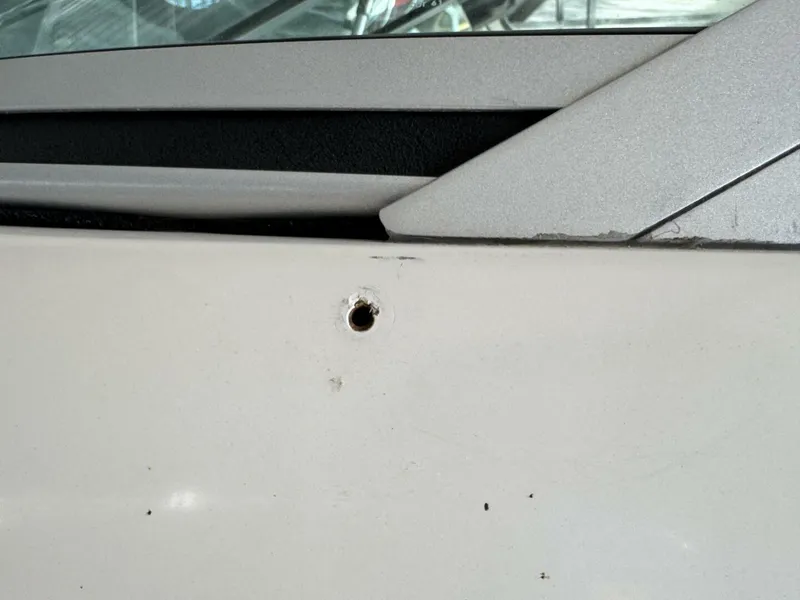 Slide: The Image of Chaparral Signature 27 Cabin Cruiser 1994 - 5285596