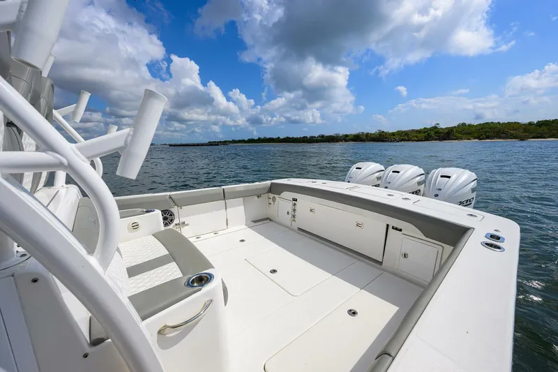 Slide: The Image of Regulator Marine 37 2024 - 5286826