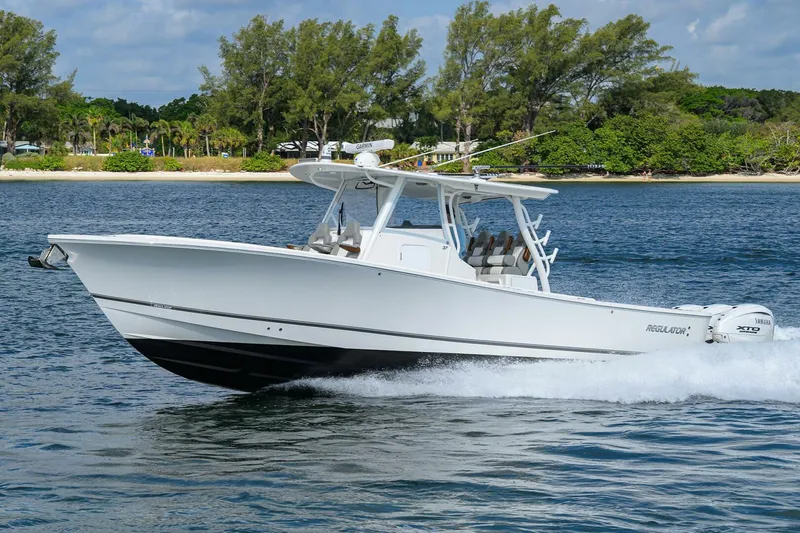 Slide: The Image of Regulator Marine 37 2024 - 5286857